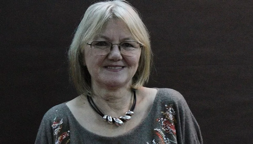 Olga-Neagu-poet-tabara-folk-calafat-folk-romanesc-artisti-folk-folkisti-cantareti-folk-muzica-romaneasca